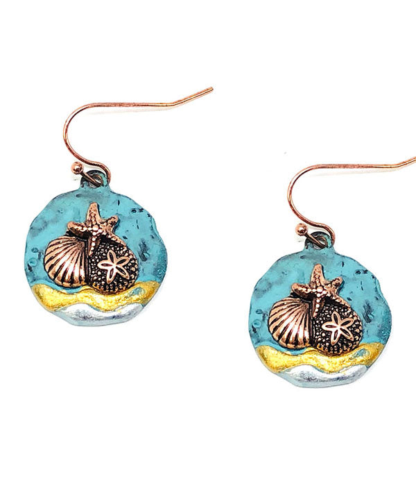 PATINA AND BURNISH TRI TONE RETRO VINTAGE EARRING - SHELL AND STARFISH