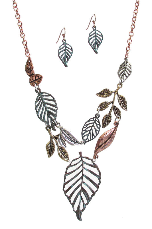 VINTAGE RUSTIC MULTI METAL LEAF LINK BIB NECKLACE SET