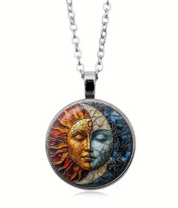 VINTAGE SUN AND MOON PENDANT NECKLACE