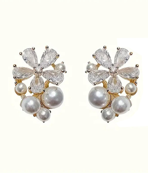 CRYSTAL FLOWER AND PEARL EARRING