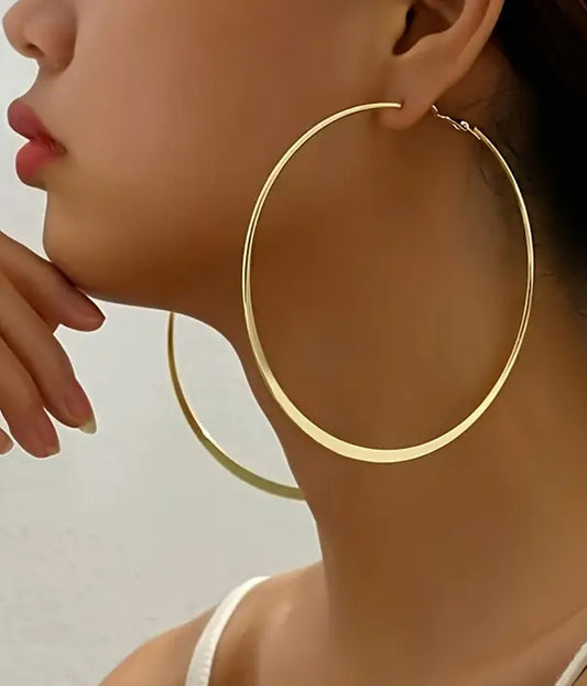 CHUNKY METAL HOOP EARRING