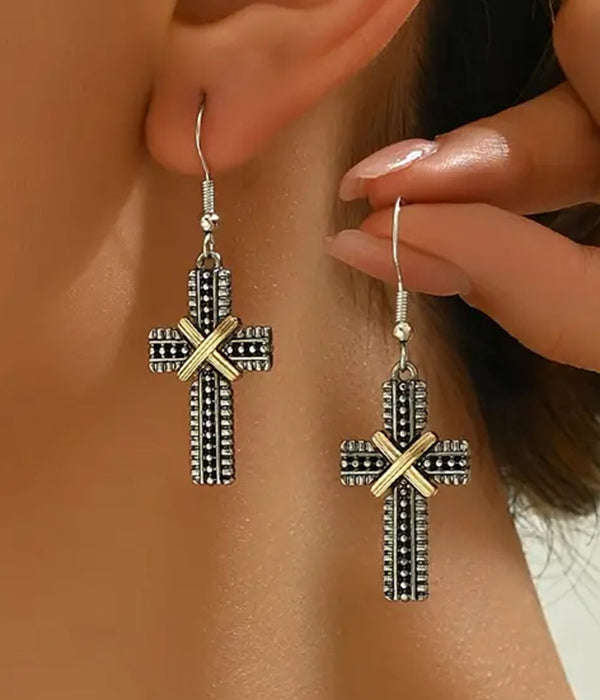 TEXTURED CROSS EARRING