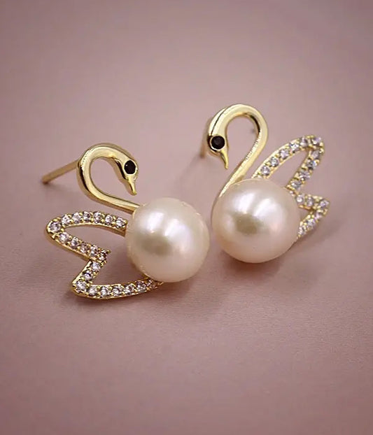 PEARL SWAN EARRING