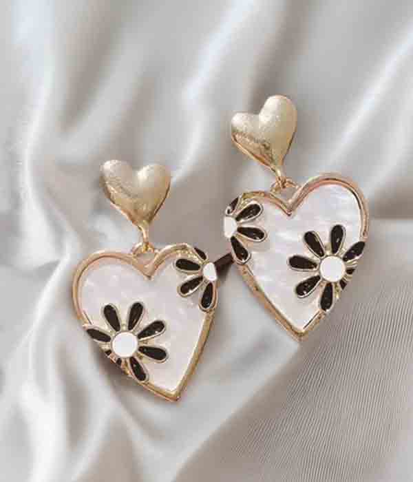 FLOWER AND HEART EARRING