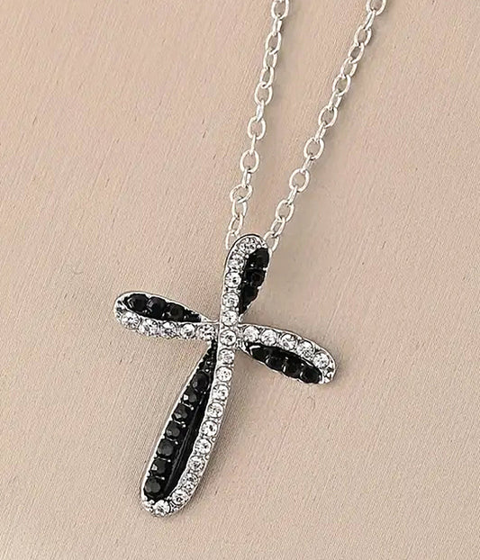 CRYSTAL CROSS PENDANT NECKLACE