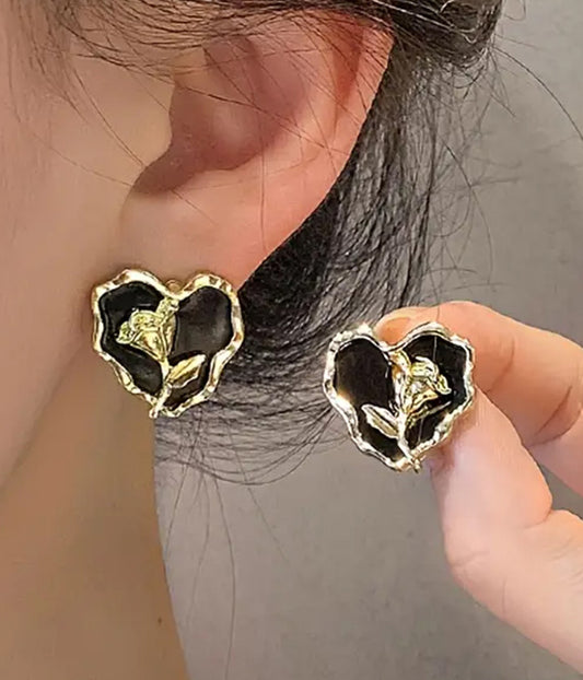 TULIP HEART EARRING