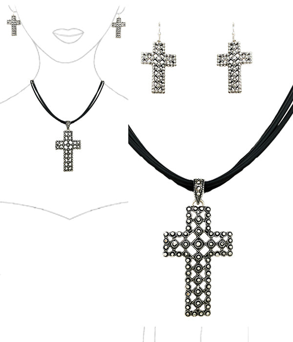 DESIGNER TEXTURED CROSS PENDANT NECKLACE SET