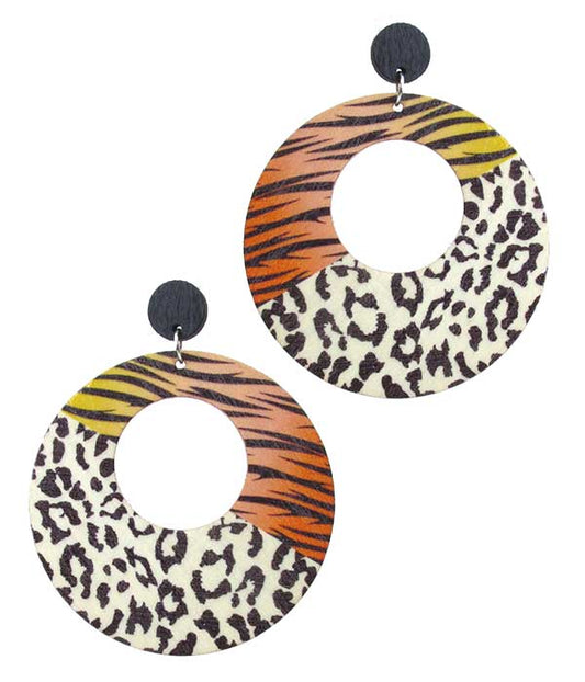 ANIMAL PRINT WOOD HOOP EARRING