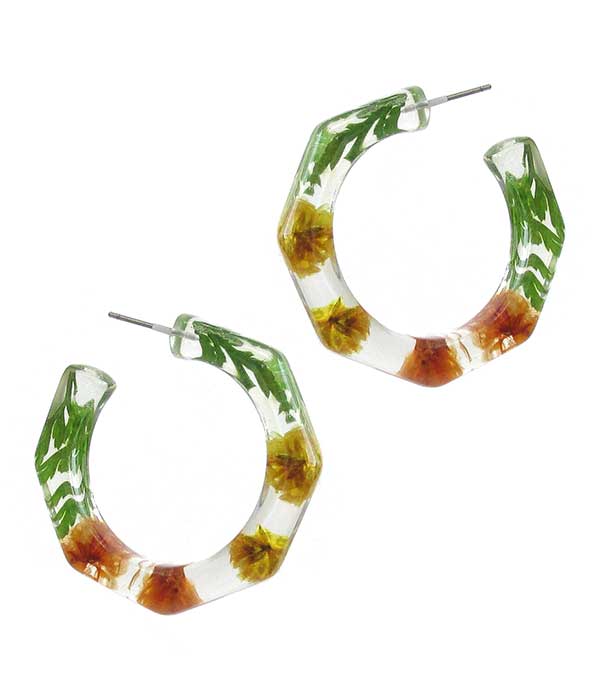 DRY FLOWER HOOP EARRING