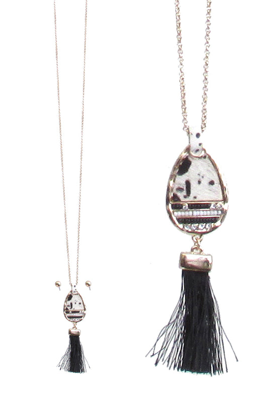 ANIMAL PRINT TEARDROP AND TASSER PENDANT LONG NECKLACE SET