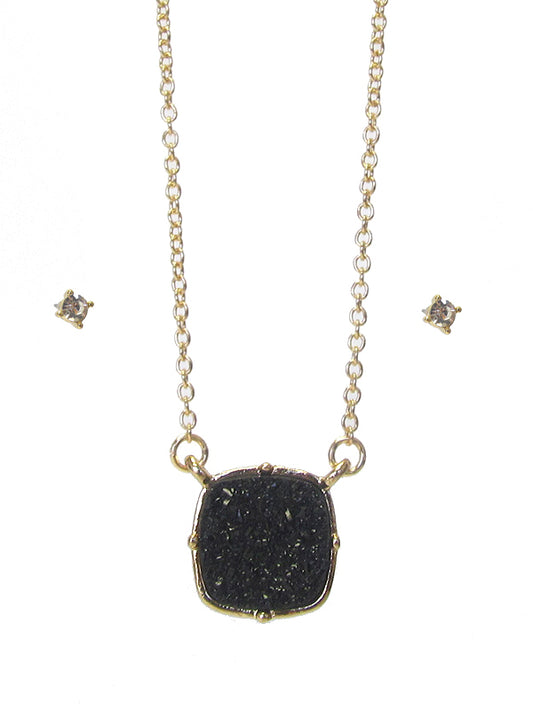 DRUZY SQUARE PENDANT NECKLACE SET