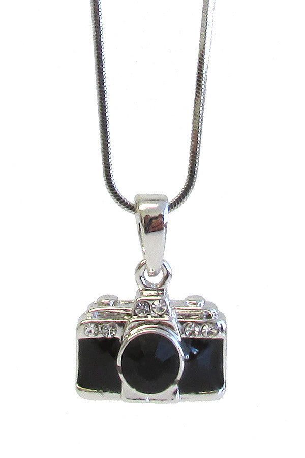 MADE IN KOREA WHITEGOLD PLATING AND EPOXY CAMERA PENDANT NECKLACE