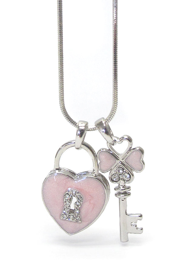 WHITEGOLD PALTING CRYSTAL AND EPOXY KEY AND HEART LOCK DUAL PENDANT NECKLACE -valentine