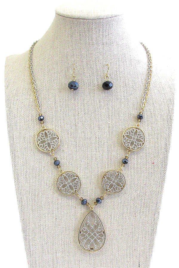 METAL FILIGREE DISC LINK TEARDROP PENDANT NECKLACE SET