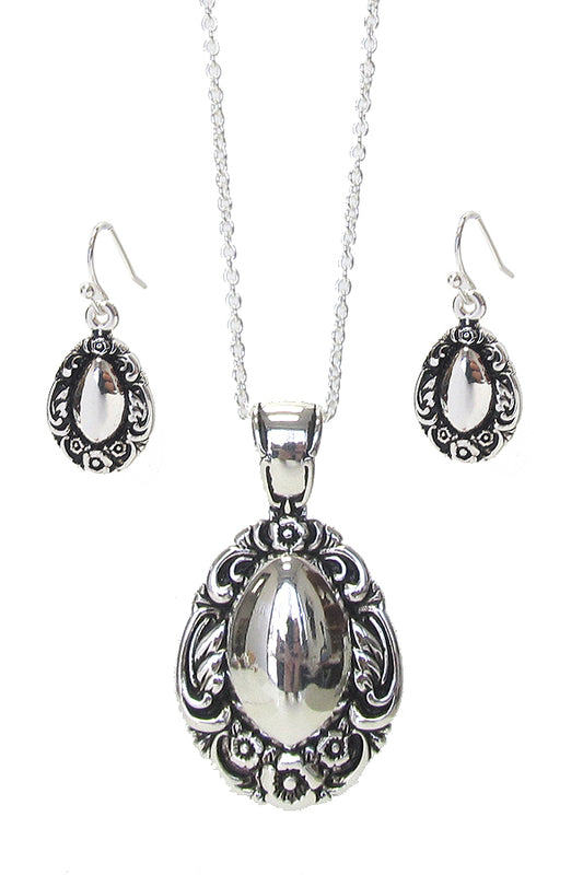 UTENSIL INSPIRED PENDANT NECKLACE SET - OVAL