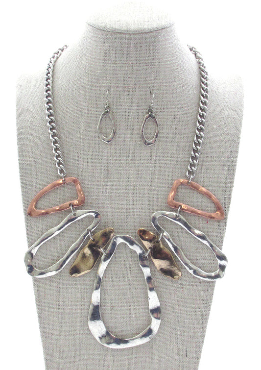 LARGE HAMMERED OVAL RING LINK NECKLACE SET