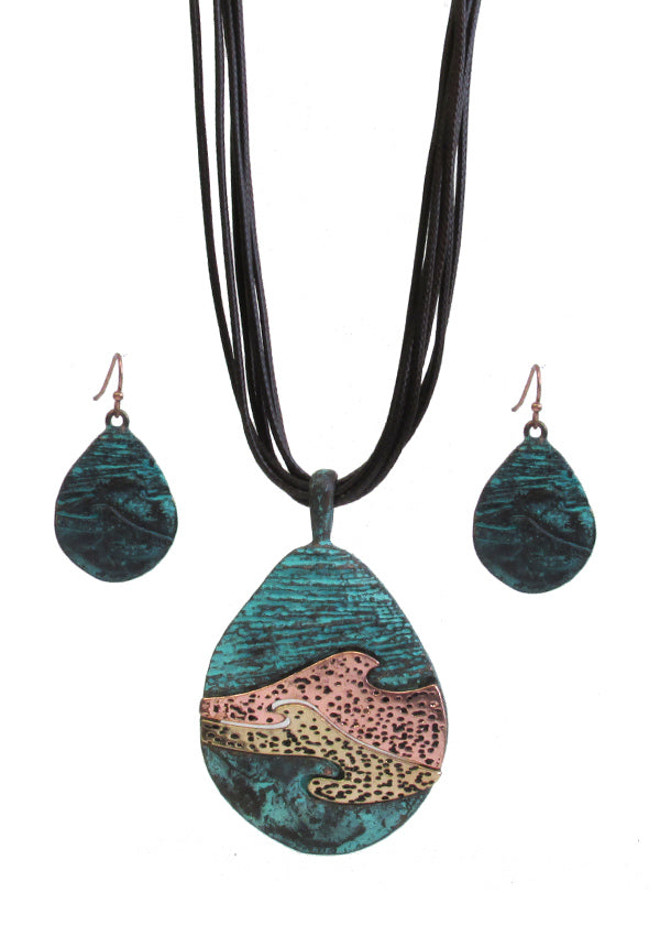 TEARDROP METAL PENDANT CORD NECKLACE SET - WAVE