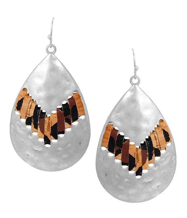 CORK CENTER METAL TEARDROP EARRING