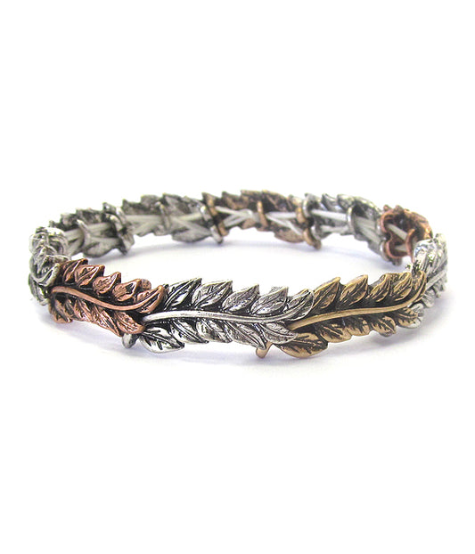 VINTAGE RUSTIC  METAL STRETCH BRACELET - LEAF