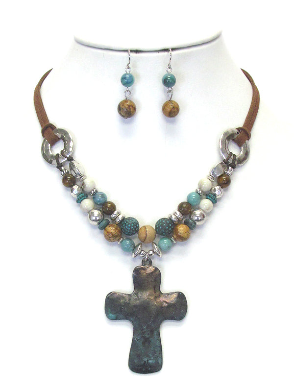 HAMMERD METAL CROSS AND MULTI BALL MIX CHAIN NECKLACE SET