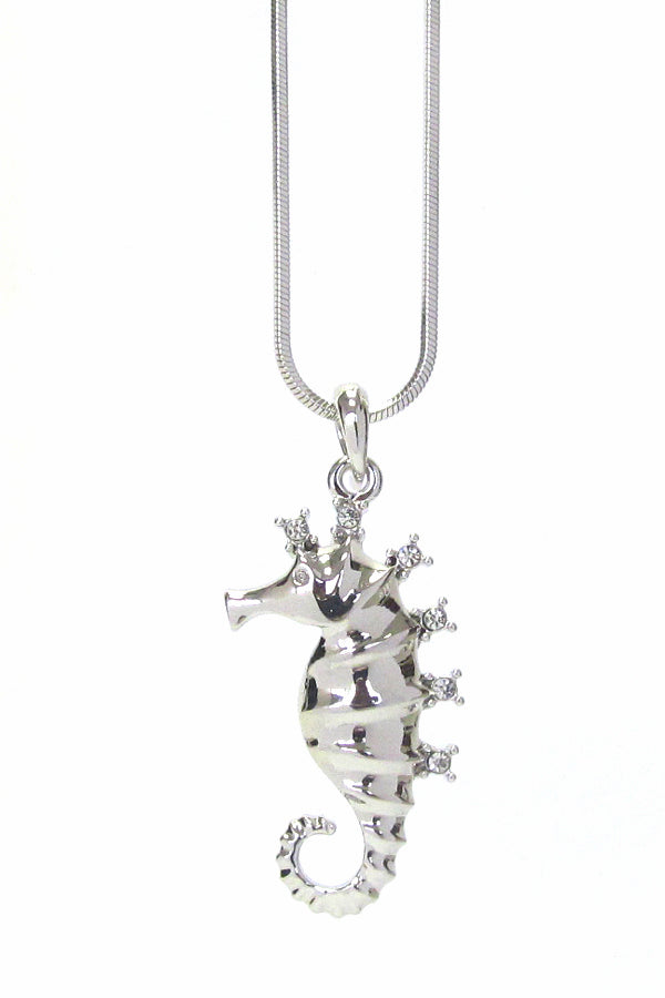 MADE IN KOREA WHITEGOLD PLATING CRYSTAL SEA HORSE PENDANT NECKLACE