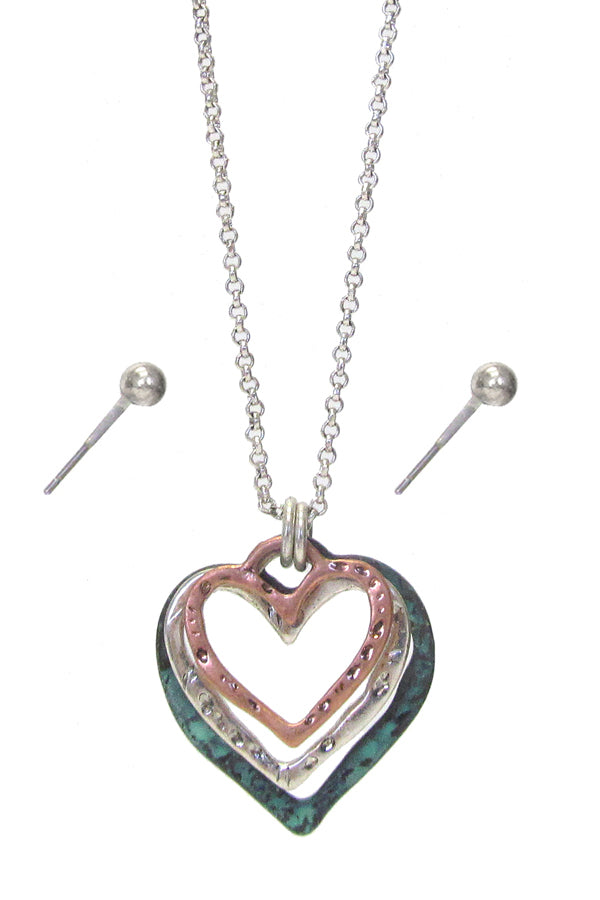 TRIPLE HEART PENDANT NECKLACE SET