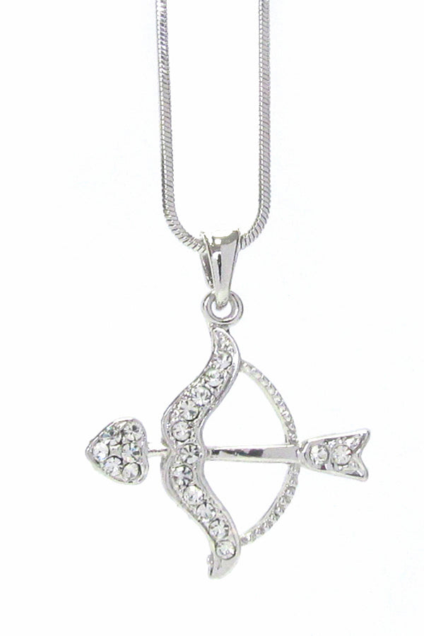 MADE IN KOREA WHITEGOLD PLATING CRYSTAL BOW AND ARROW PENDANT NECKLACE