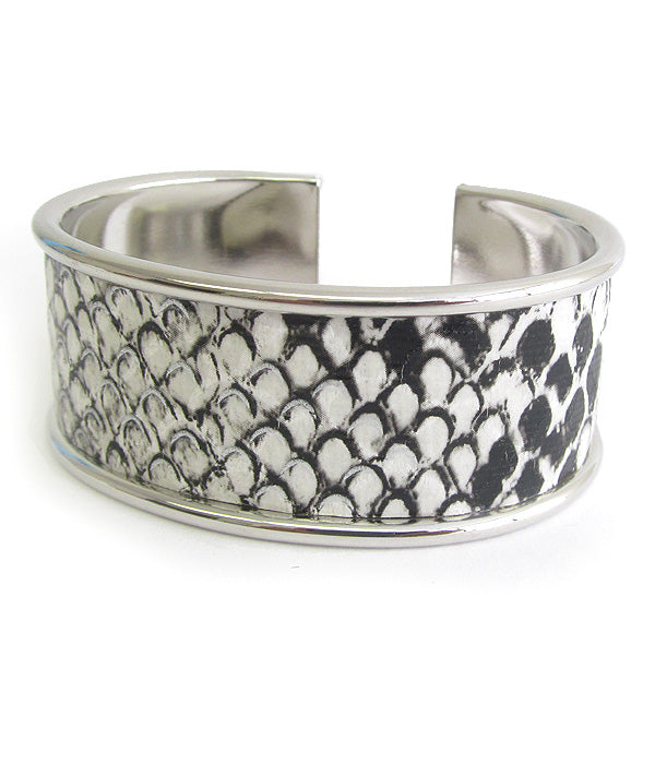 SNAKE SKIN BANGLE BRACELET